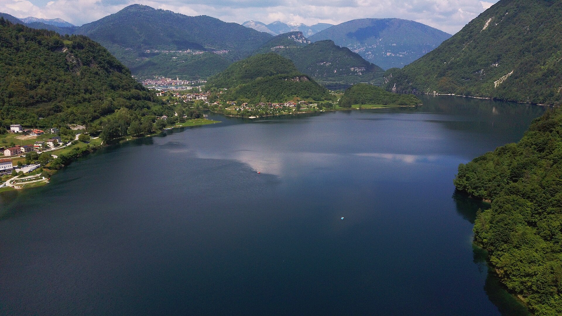 Trasa e-bike Stara droga do Incino – Jezioro Corlo w pobliżu Rocca di Arsiè w Dolomitach