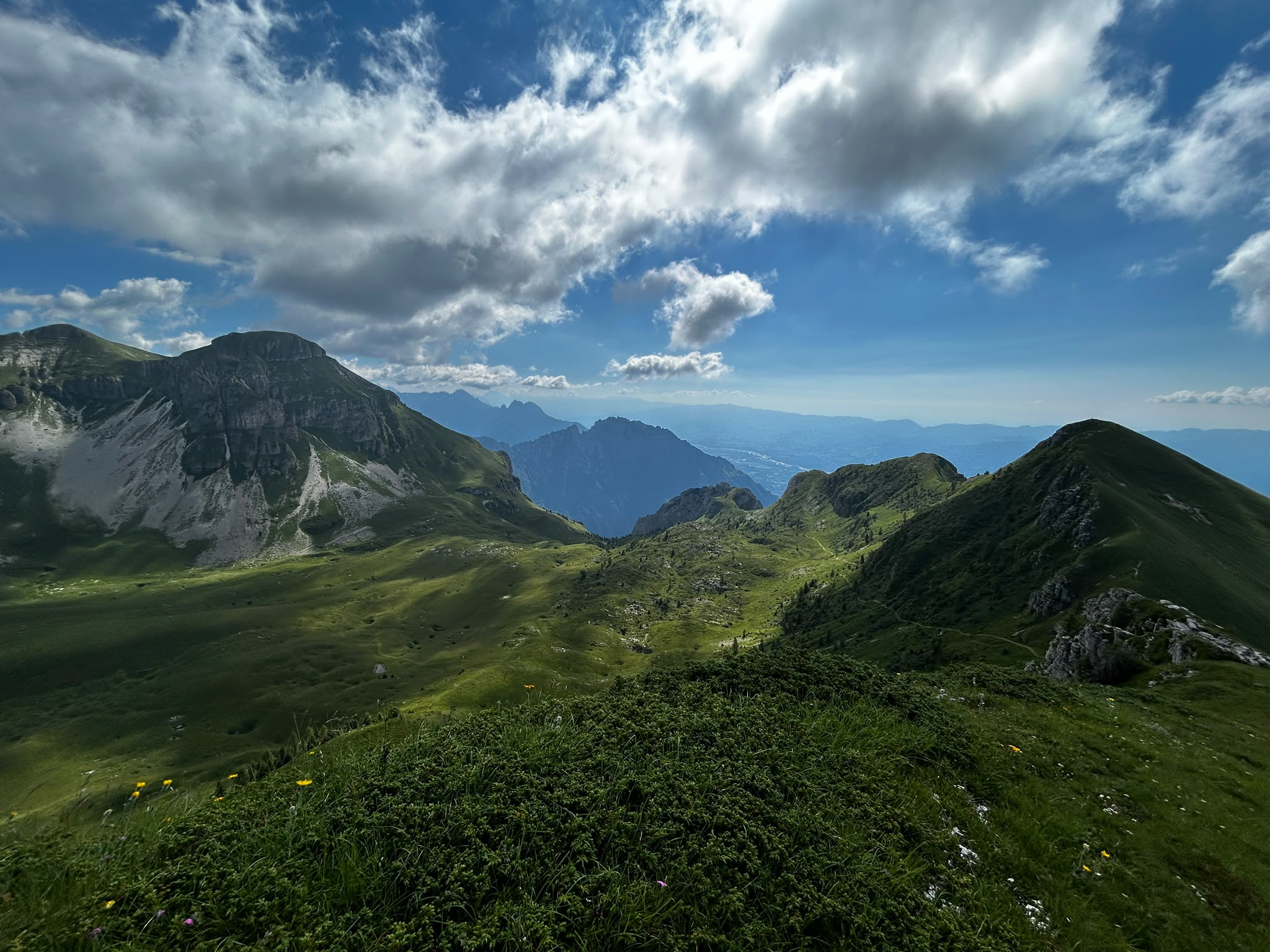 W cenie wycieczki: wyprawa e-bike AlpineFlow Dolomity Feltre