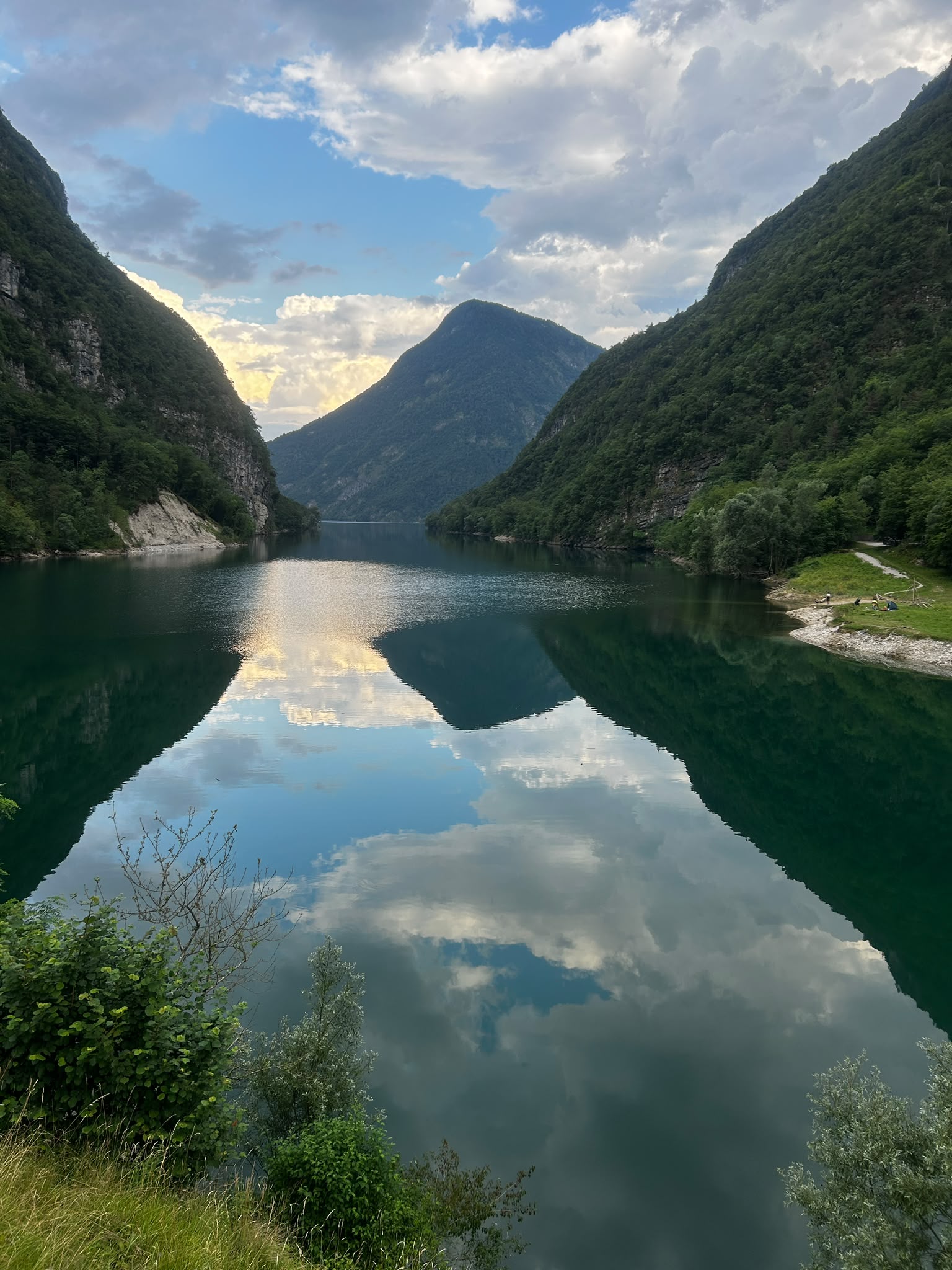 Trasa e-bike Lago del Mis & Cadini del Brenton w Dolomitach