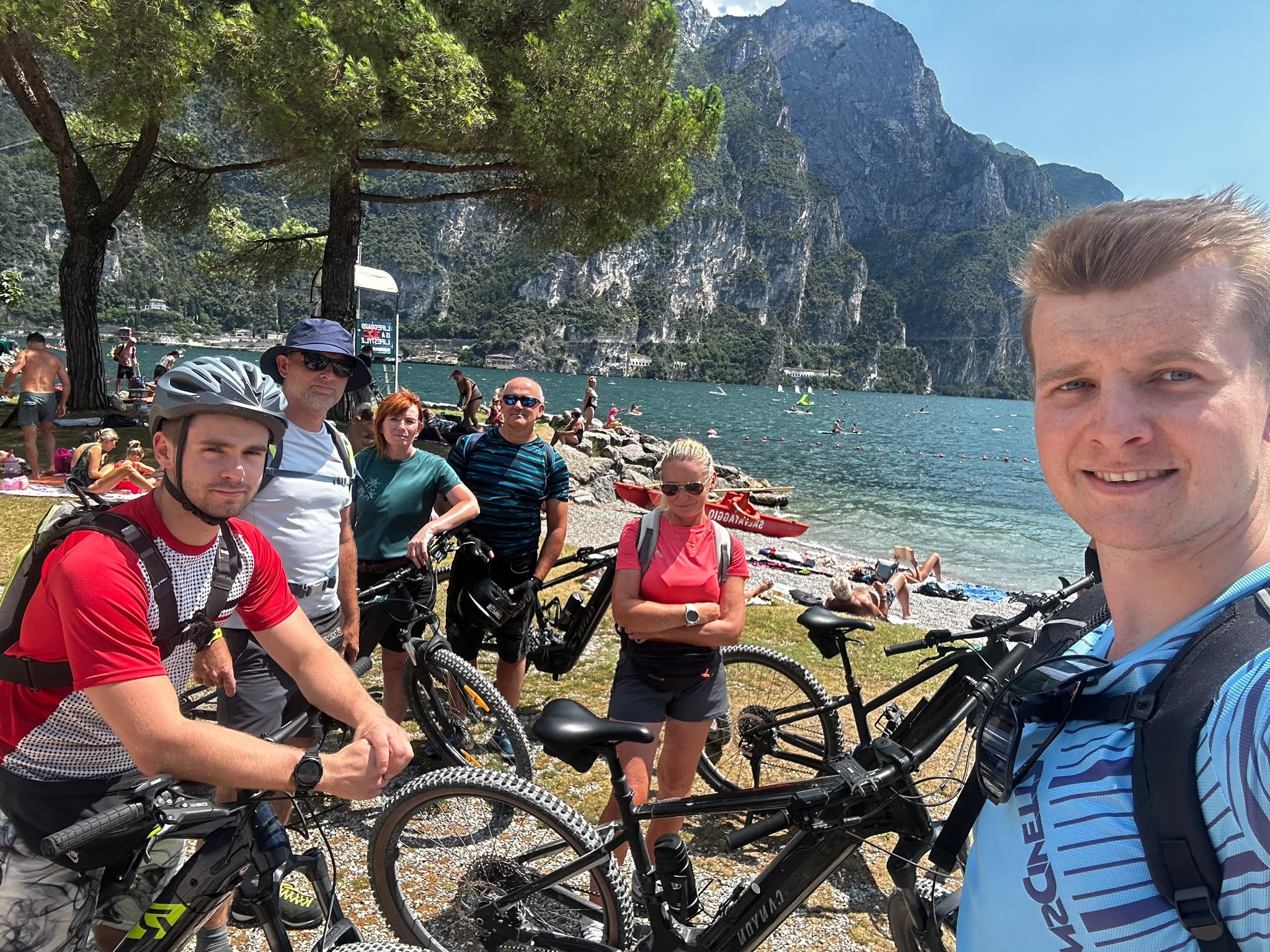 Lago del Mis & Cadini del Brenton: widok z trasy e-bike, Dolomity (2)